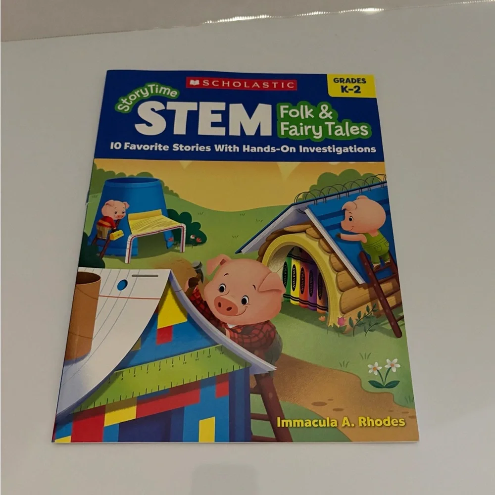 Scholastic STEM Folk & Fairy Tales Picture Book - Blue, Green, Yellow